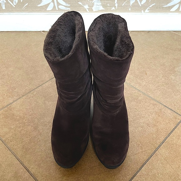 Calvin Klein cruelty-free waterproof wedge boots in size 8.5 in Brown - Picture 2 of 10